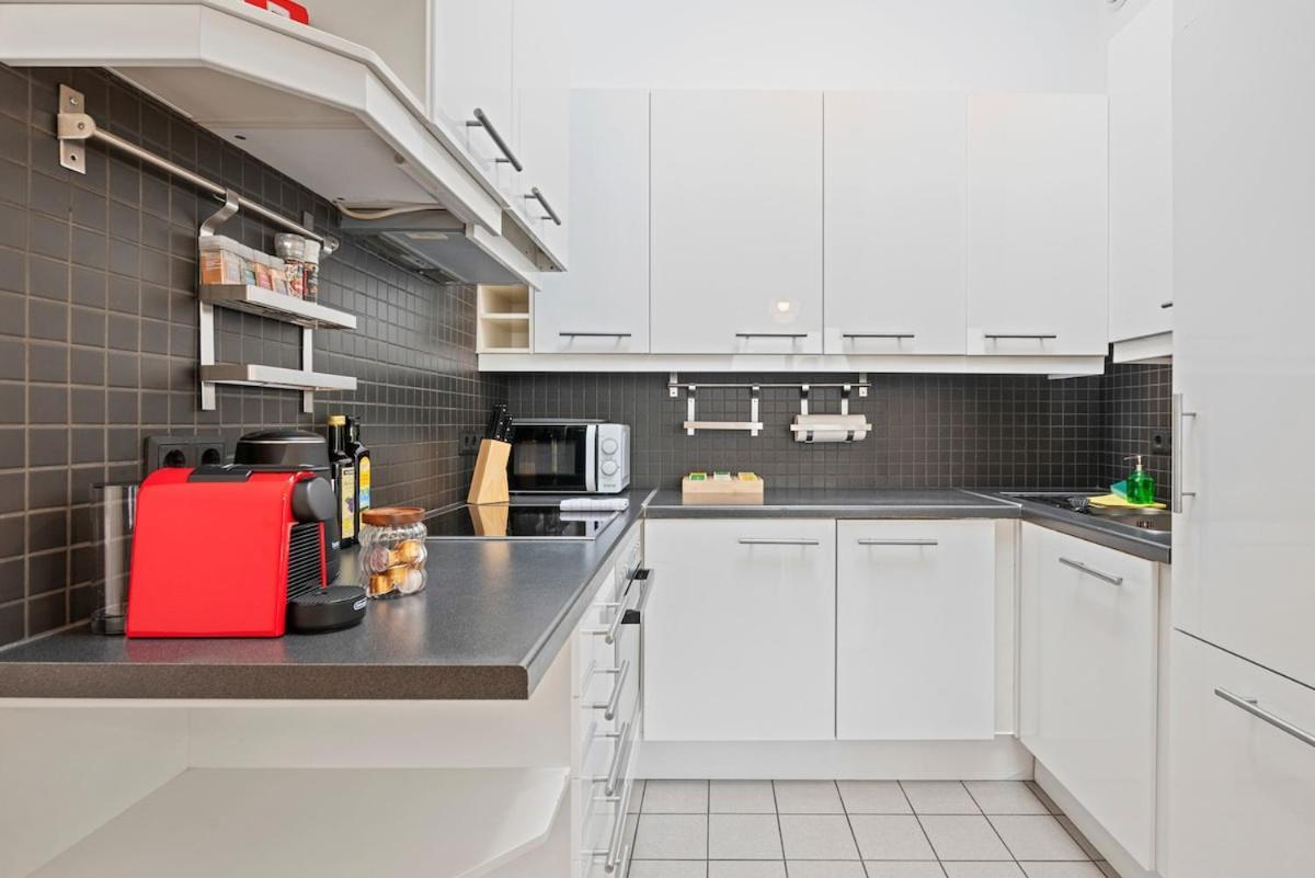 Modern Near Center - Rooftop Terrace Vienna