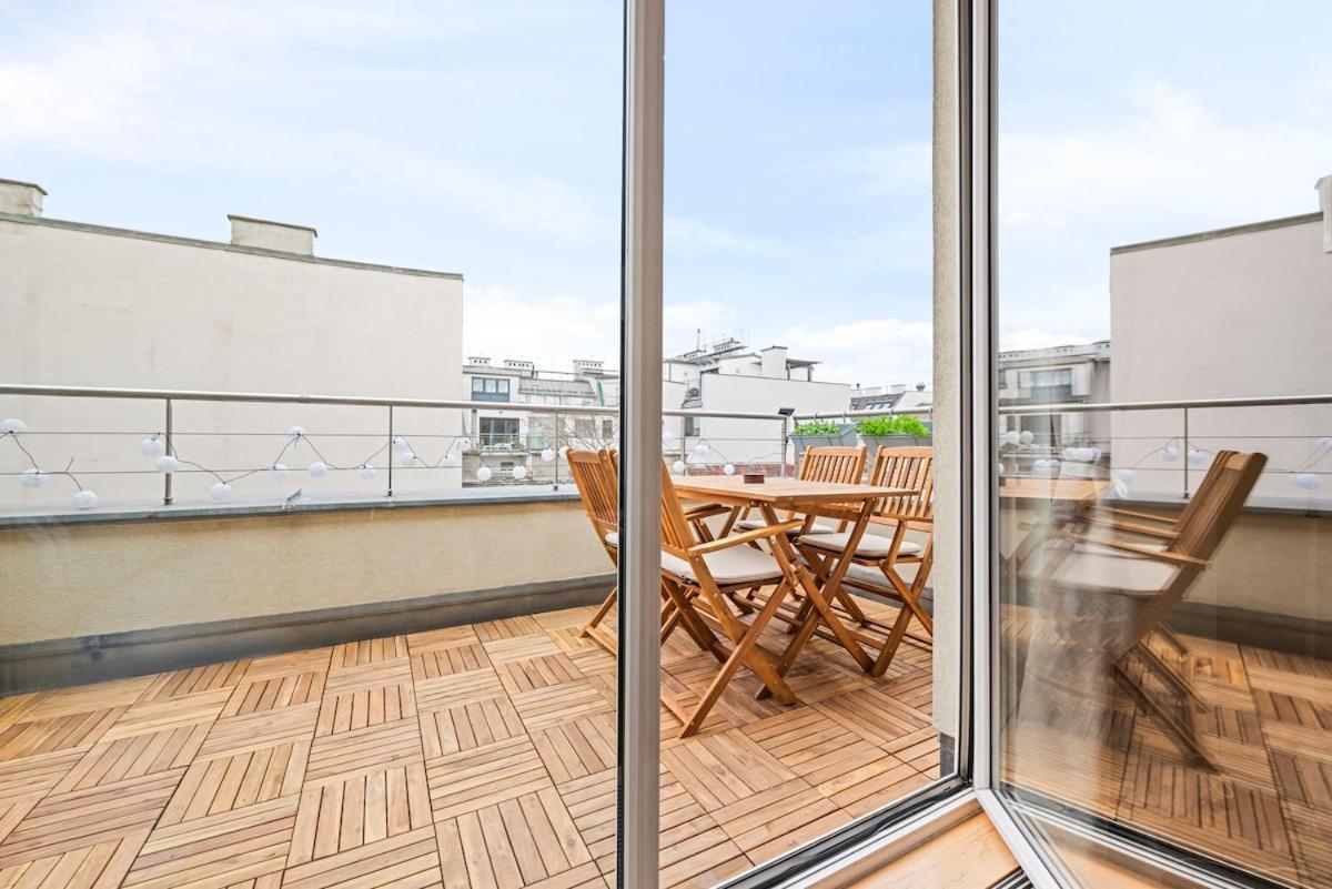 Modern Near Center - Rooftop Terrace Vienna